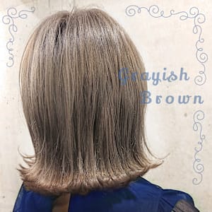 グレイッシュブラウン