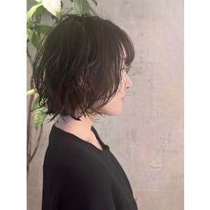 脱力ボブパーマ