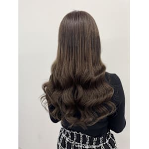 赤みが気になる方にオススメ！アッシュブラウン！