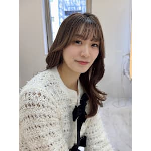 くびれヘア　シースルーバング　艶髪