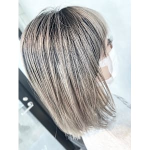 シャドールーツ/バレイヤージュ/シルバーベージュ - Aco【アコ】掲載中