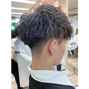 波巻きメンズパーマ