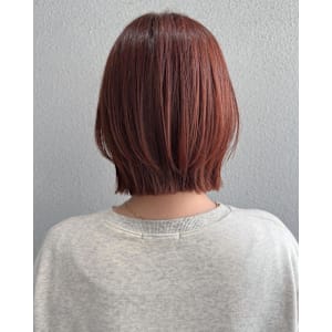 アプリコットオレンジ　レイヤーボブ　チェリーレッド