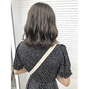 アッシュベージュ