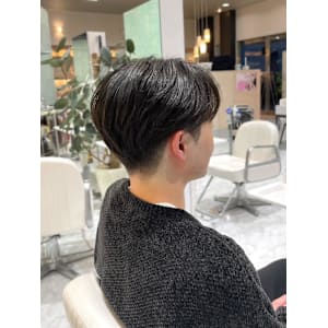 メンズカット、マッシュ、センターパート - HEARTS hair's五日市店【ハーツヘアーズイツカイチテン】掲載中