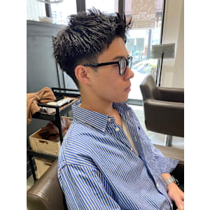 スパイキーショート/フェザーマッシュ/韓国メンズ/越谷