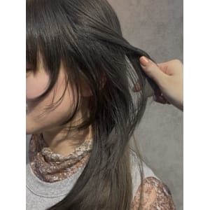 ○顔まわりレイヤーカット