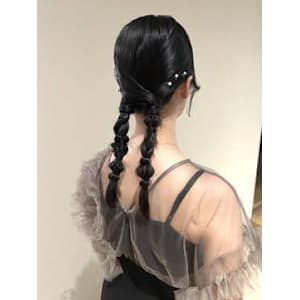 ツイン編みおろしヘアアレンジ【SHINJYO】
