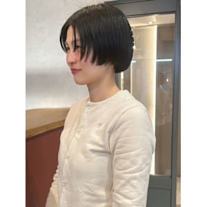 黒髪ショート マッシュ ウルフカット デザインカット