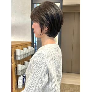 レイヤーボブ 顔周りカット 似合わせ グレージュ 40代