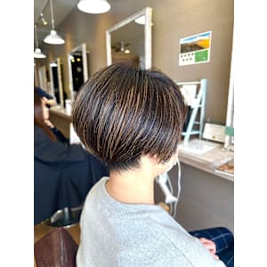 インナーカラーショートカットシュートボブハイライトメッシュ - HAIR MAKE ROSY 八軒店【ヘアメイク ロージー ハチケンテン】掲載中