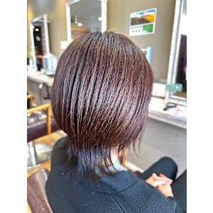 ミディアムストレート外ハネボブ大人ショート切っぱなしボブ