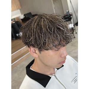 メンズサロン LUVISM by fifth大宮店×スタイル