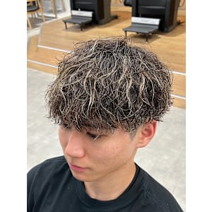 LUVISM by fifthメンズサロン×スタイル