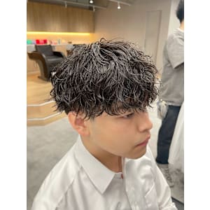 LUVISM by fifthメンズサロン×スタイル