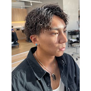 LUVISM by fifthメンズサロン×スタイル