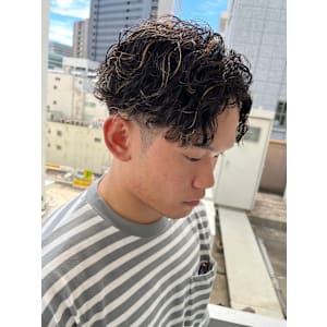 LUVISM 名駅店【ラヴィズム】×スタイル