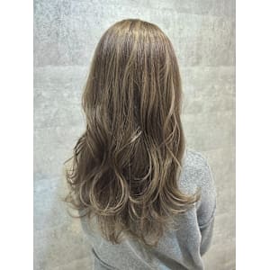 グレージュカラー