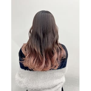 グラデーション　ピンクベージュ