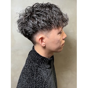 フェードカット マッシュ 刈り上げショート