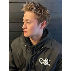 スパイキーショート アップバング アッシュベージュ