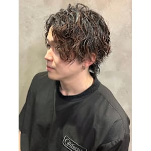 ミディアム ニュアンスパーマ ウルフカット