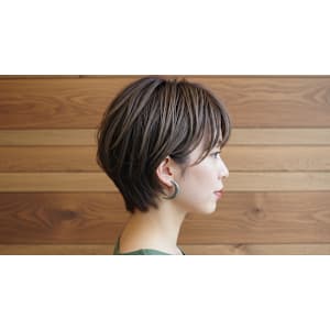 大人可愛いナチュラルショートボブ