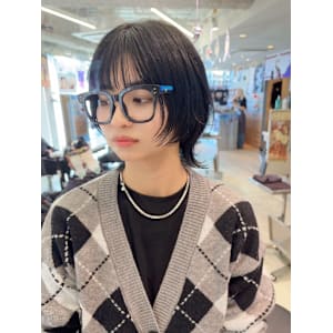 外ハネ　黒髪　艶髪　ネイビーブラック　伸ばしかけボブ - N° rico 名駅【ナンバー リコ メイエキ】掲載中