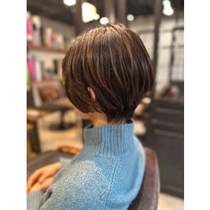 マッシュ風ショートカット