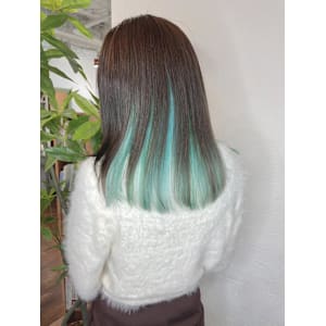 水色インナーカラー【飯田淳平】Re:ta Hair