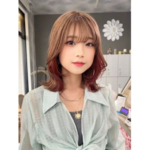 インナーカラー×ピンク×ミルクティーベージュ