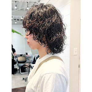 原宿ウルフカットスパイラルパーマミディアムパーマ原宿パーマ