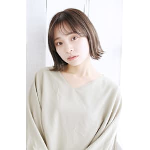 外はねショート/ショートボブ/顔周りカット