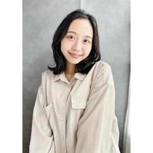 顔周りカット/レイヤーカット