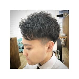 ビジネスショートスタイル