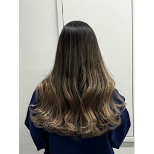 グラデーションカラー - Ease by amble luxe 北千住【イース バイ アンブル リュクス キタセンジュ】掲載中