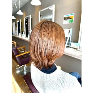 ミディアムストレート外ハネボブ大人ショート切っぱなしボブ