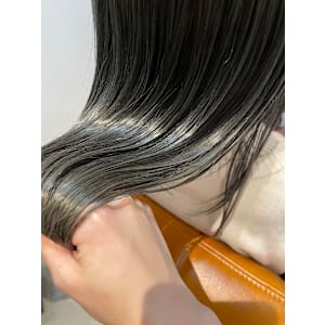 ハイトーンアッシュグレー - REPLAY by ECLART 大宮駅東口店【リプレイバイエクラート】掲載中