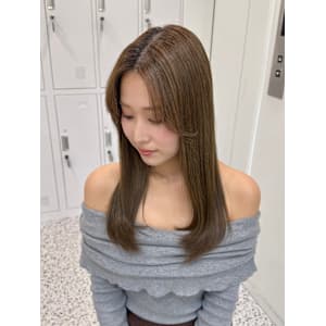 カーテンバング　ストレート　透明感カラー