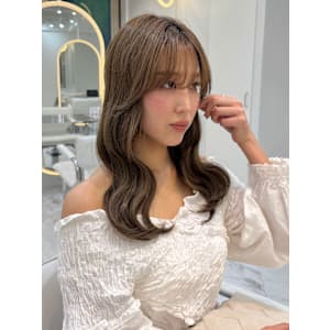 2wayバング　オリーブベージュ　ウェーブヘア