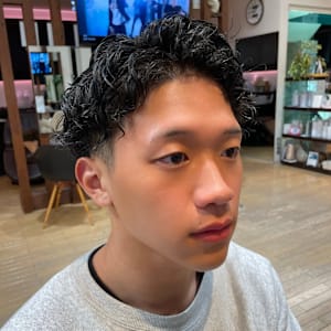 スパイラルパーマ