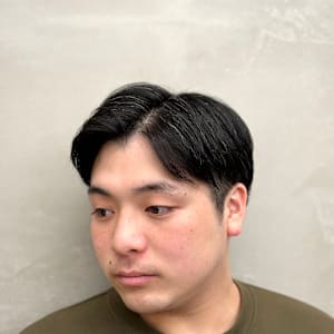 清潔感◎　ビジネスにもぴったりアップバング