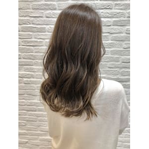 アッシュベージュ