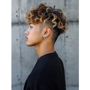 ツイストスパイラルパーマ ハイライトカラー ツーブロック