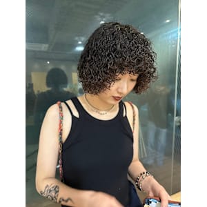 IRO【イロ】×スタイル