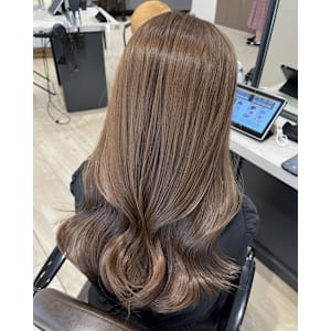 Mako / マロンベージュ ブリーチなし 透明感カラー