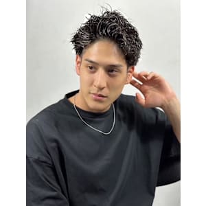 ツイストアップバング