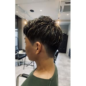 20代30代☆ハイライトショートスタイル！