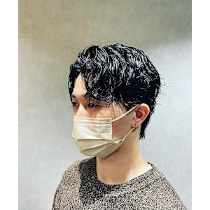 20代☆センターパートスパイラル♪