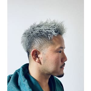 20代☆シルバーハイトーンショート♪